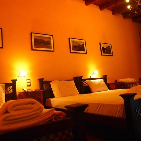 Hotel Teloneio Plaka  Bagian luar foto