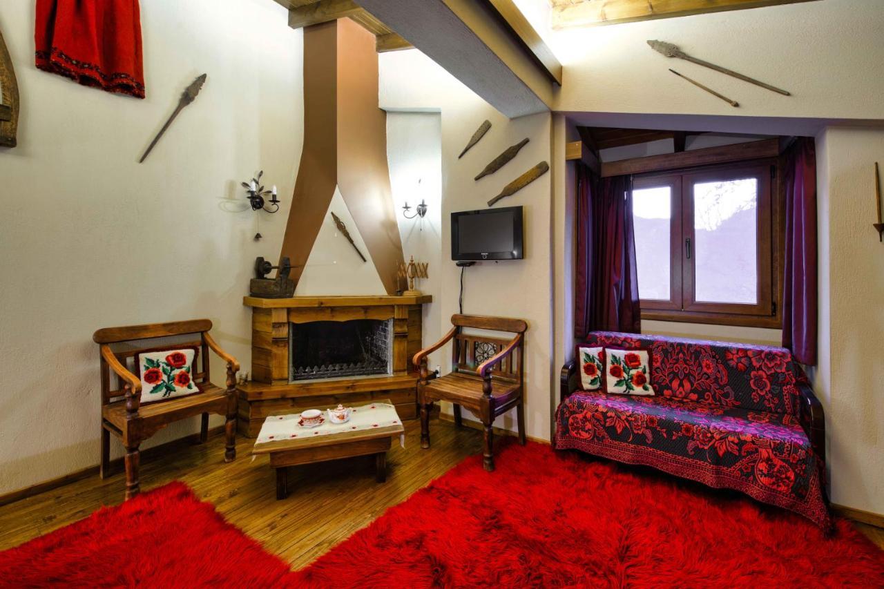 Hotel Teloneio Plaka  Bagian luar foto